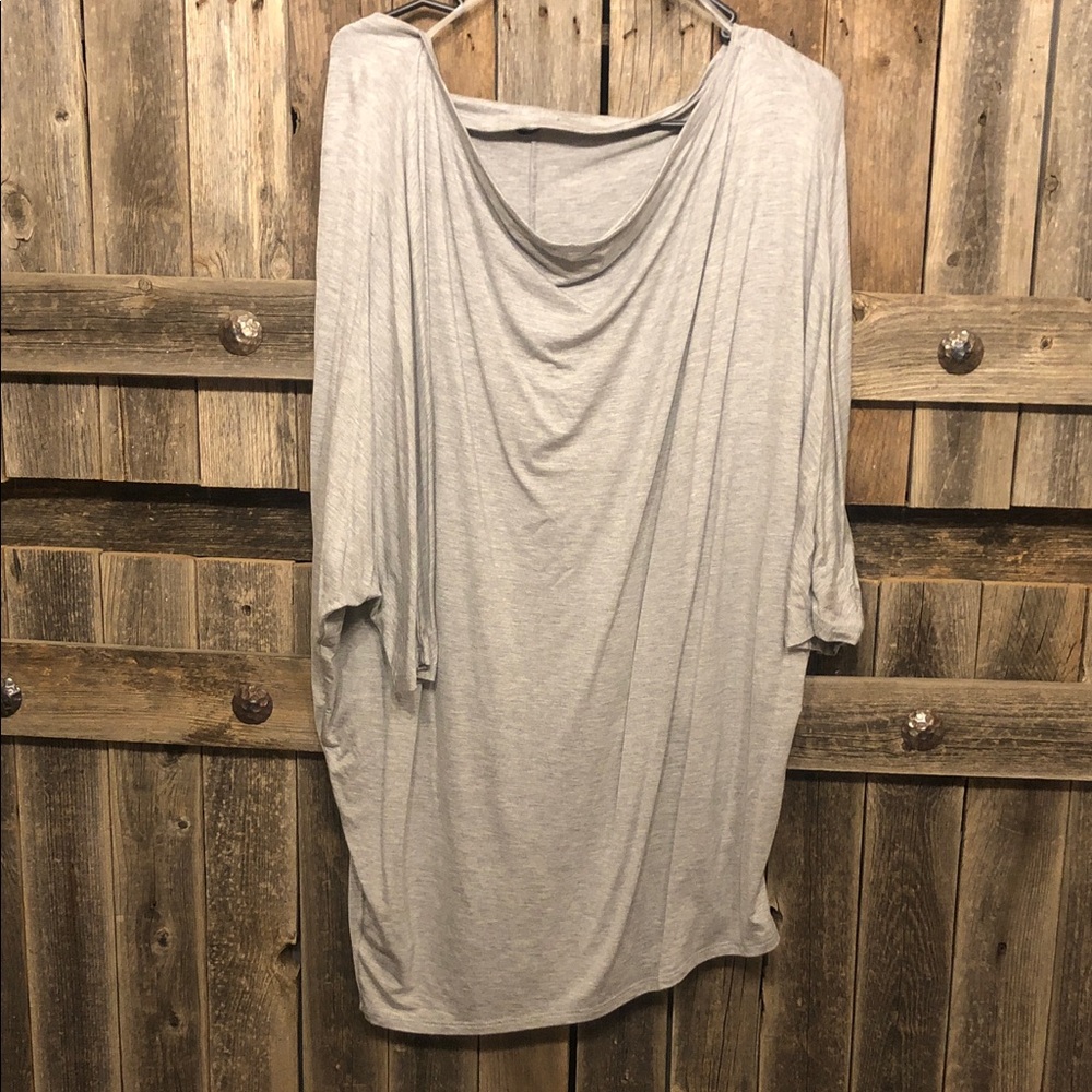 Elegant Women's Gray Drape Tunic